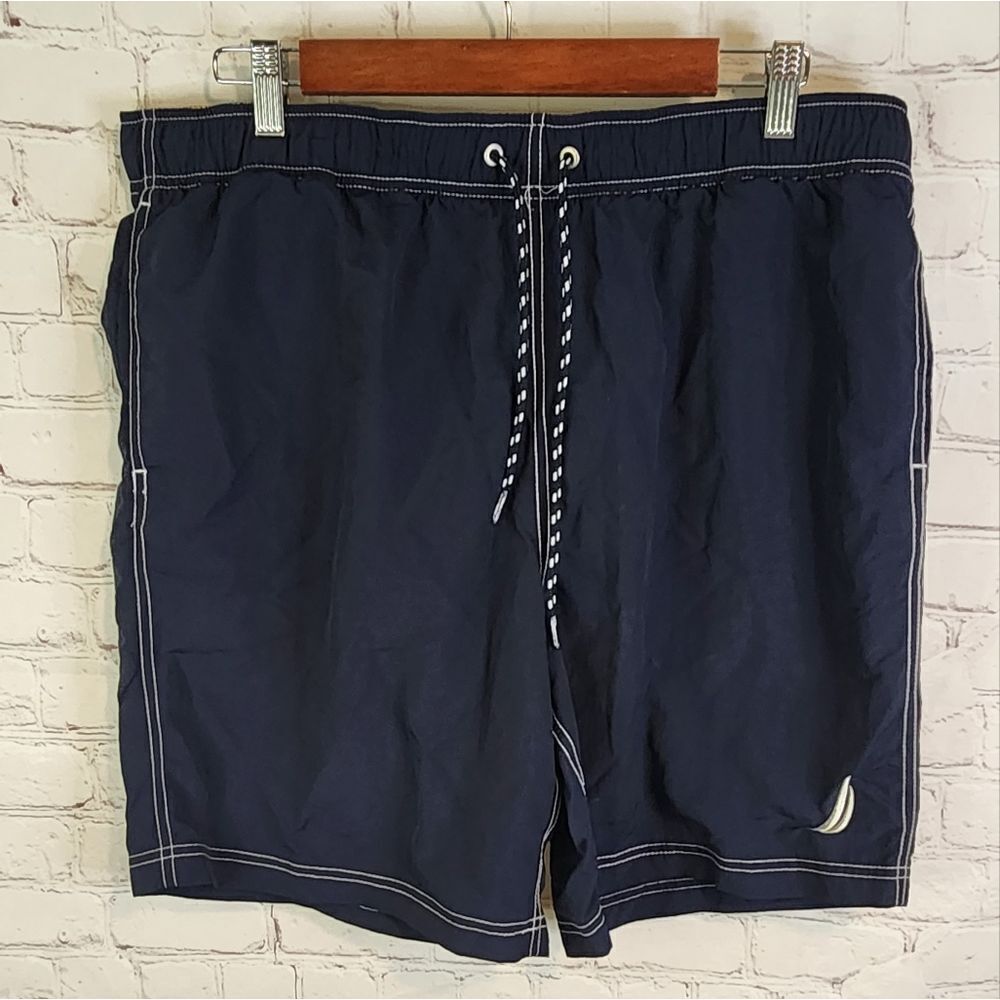 Men's Nautica swim trunks, size large